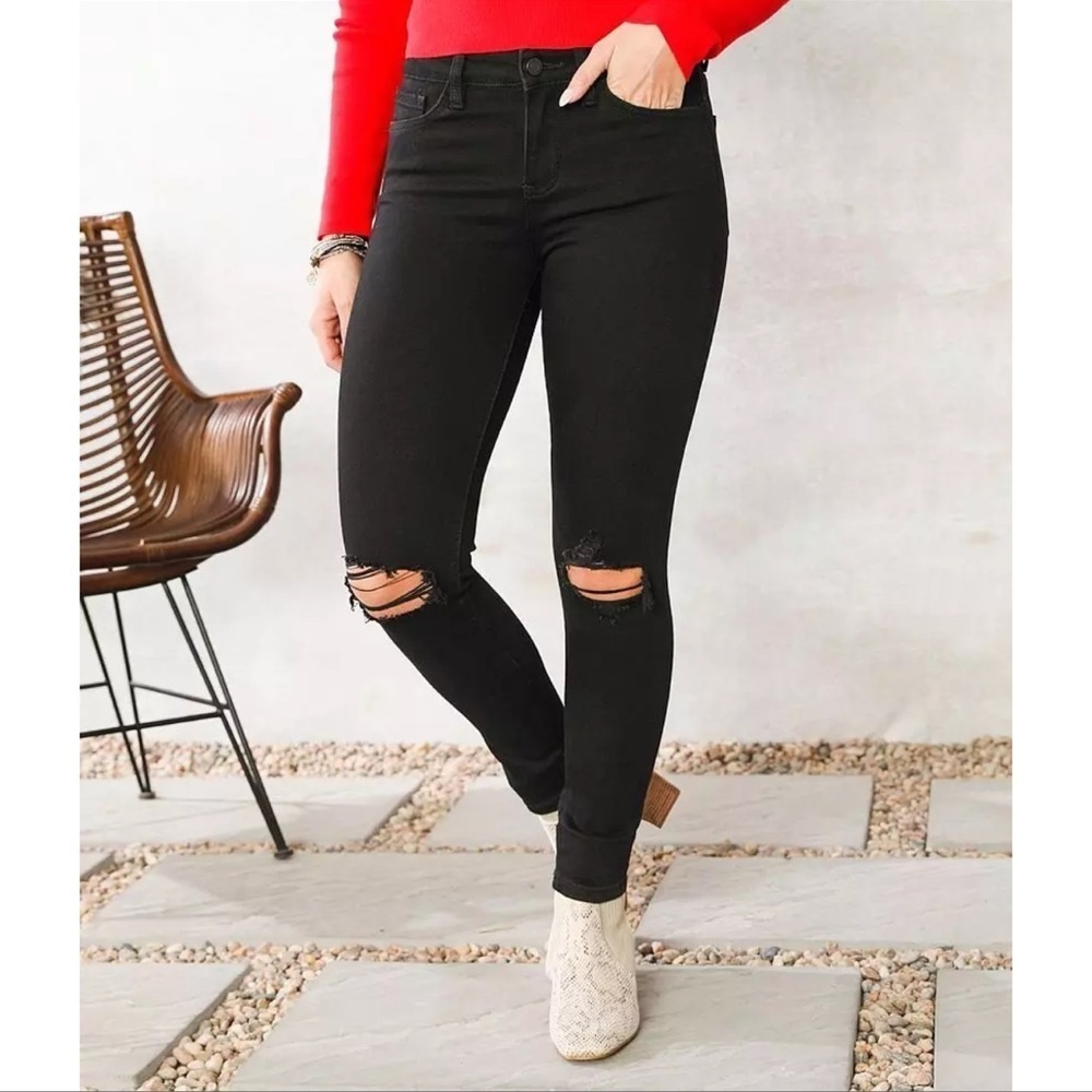 VERVET Mid-Rise Distressed Ankle Skinny Stretch Jean In Black